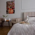 Timeless Elegant By Opera House