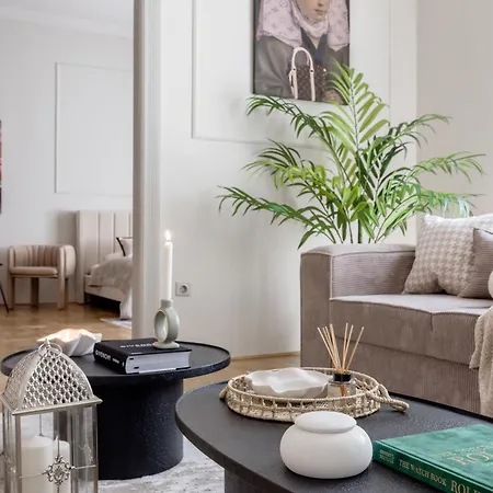 Timeless Elegant By Opera House Apartamento Budapest
